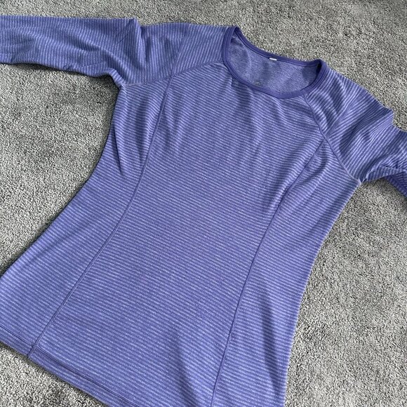 Lululemon Turn Around Shirt Women 10 Purple Thumbhole Reversible Gym Yoga - Picture 5 of 13